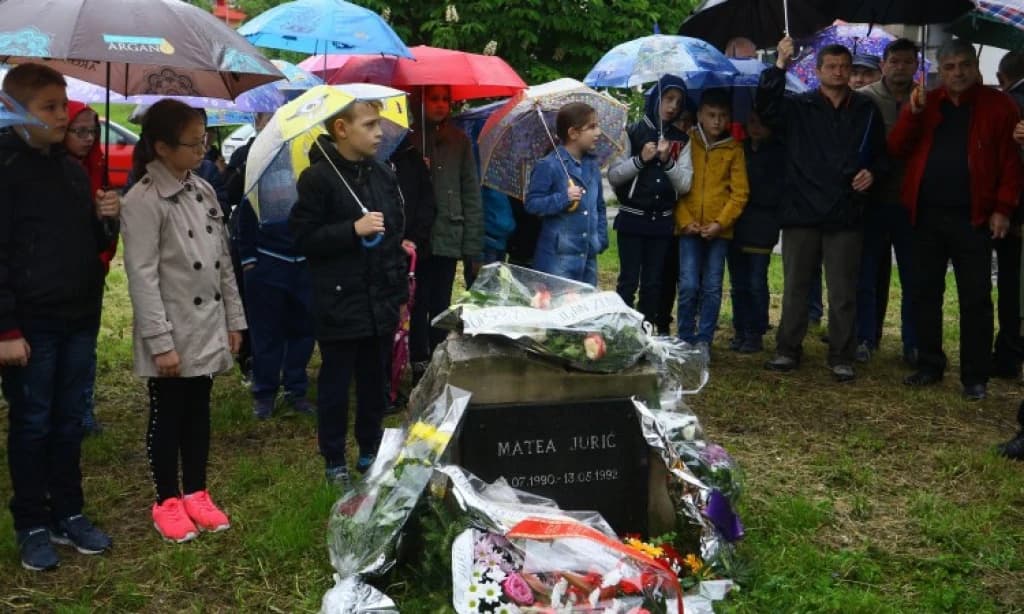 Zeničani odali počast u ratu poginuloj dvogodišnjoj djevojčici Matei Jurić