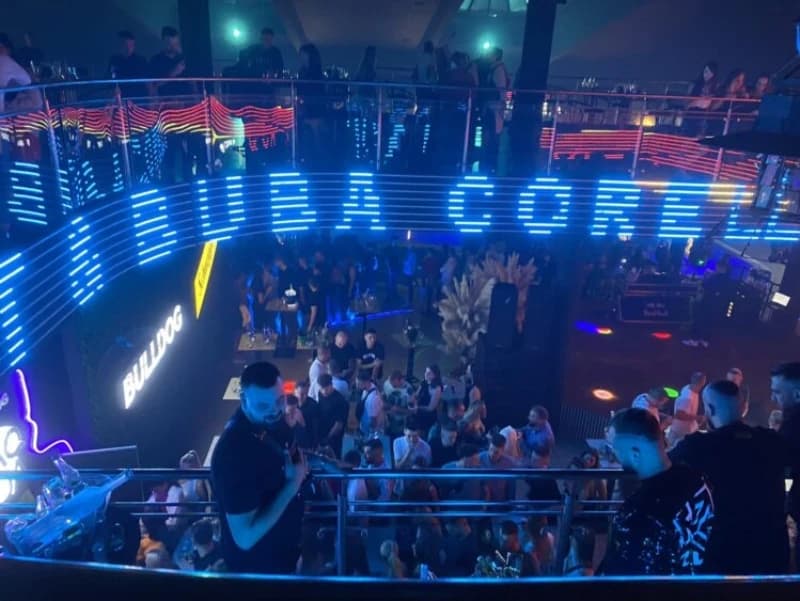 Prekinut nastup Jale Brata i Bube Corellija u sarajevskom klubu Aqua zbog dojave o bombi