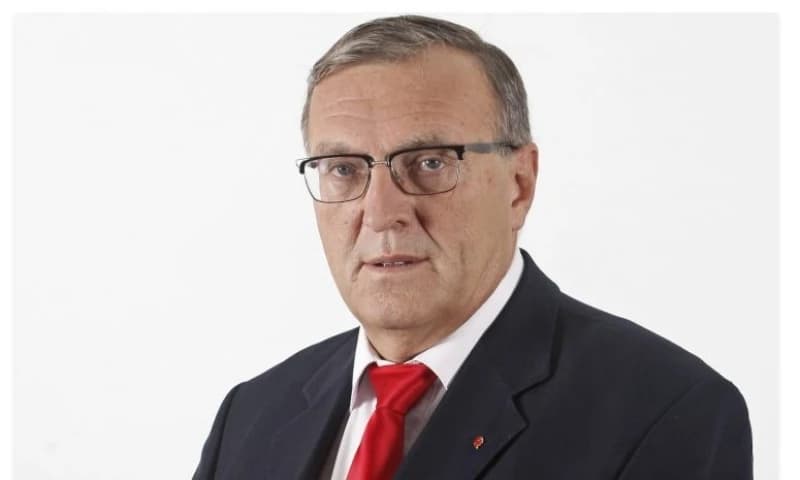 Stevanović podnosi ostavku: Nemam povjerenja u saradnike iz "Trojke", djeca su se otela kontroli