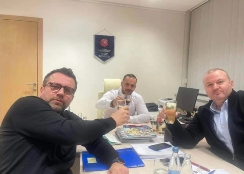 Farsi nikad kraja: Zvjezdan Misimović i čelnici FSBiH nastavljaju brukati Zmajeve
