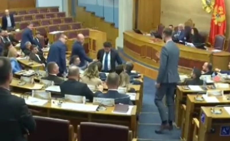 Incident u Parlamentu Crne Gore