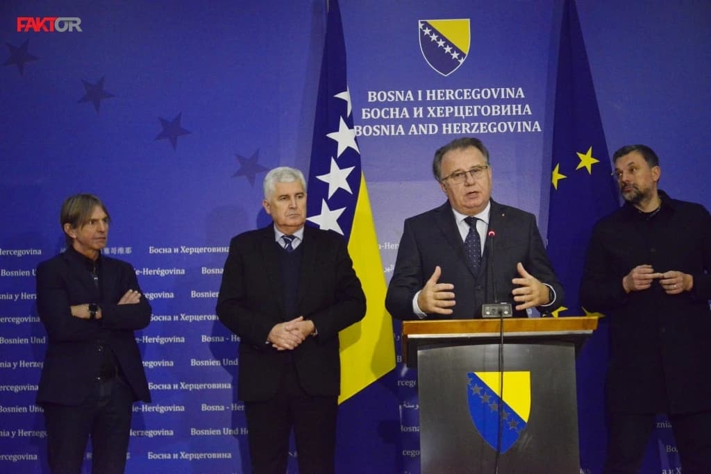 Sastanak HDZ-a i "Trojke": Opet očekuju iskorak, opoziciju nazvali najdestruktivnijom dosad, Nikšić govorio o Helezu