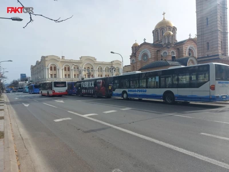 Nova godina, stari problemi: Zbog neusvajanja rebalansa opet protesti u Banjoj Luci, upitan javni prijevoz, plaće...