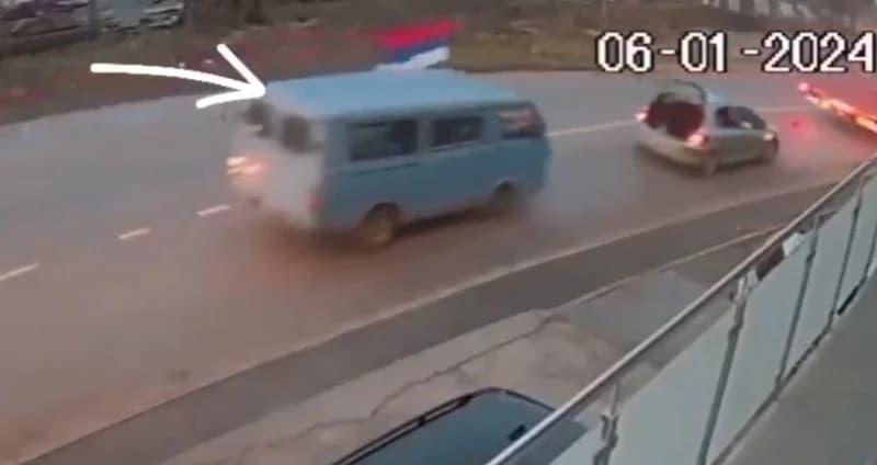 Iz kolone vozila pod pratnjom MUP-a RS-a pucano dok je prolazila kroz Potočare