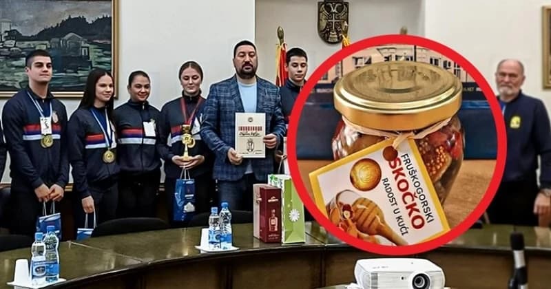 Načelnik u Srbiji djeci poklonio med za potenciju
