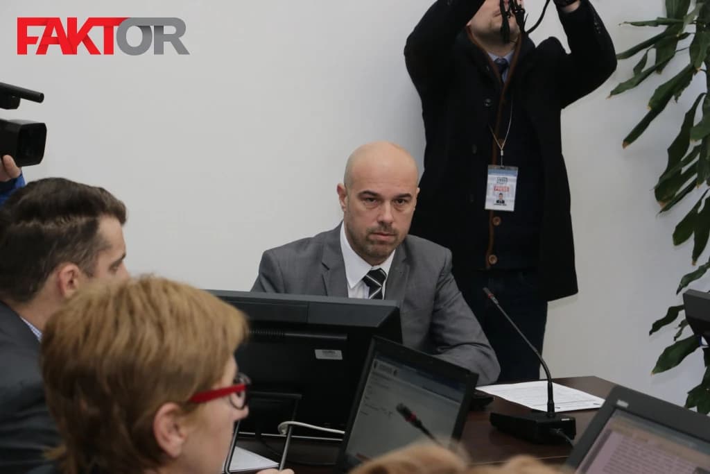 Zakon je jasan: Zašto bi Milan Tegeltija morao otići sa čela VSTV-a čak i ako nije uzeo novac