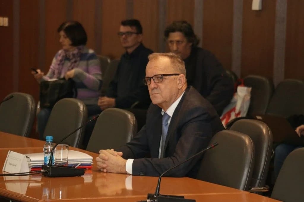 Nije postao ministar, ali se ipak "uhljebio": Mlađen Božović imenovan za šefa kabineta državnog ministra