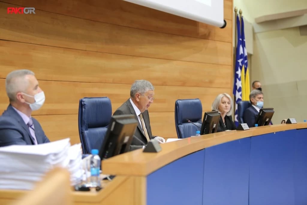 Usvojena Rezolucija o poštivanju žrtava ustaškog režima, zastupnici HDZ-a BiH demonstrativno napustili sjednicu