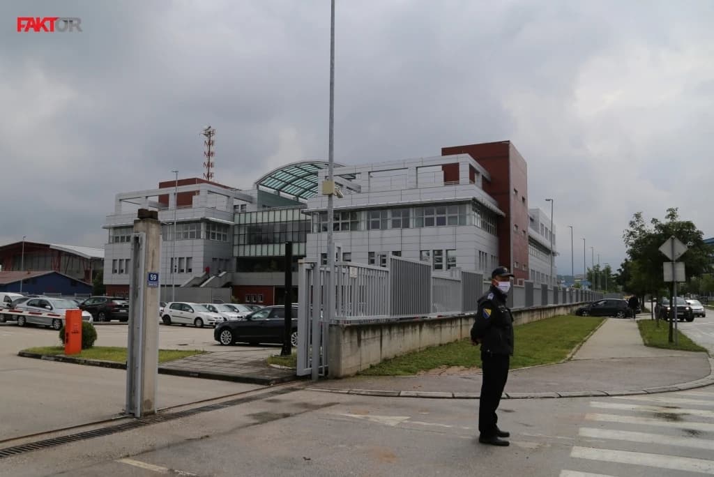 Skandal u prostorijama SIPA-e: Tužioci insistirali na hapšenju osumnjičenih, inspektori tražili dokaze