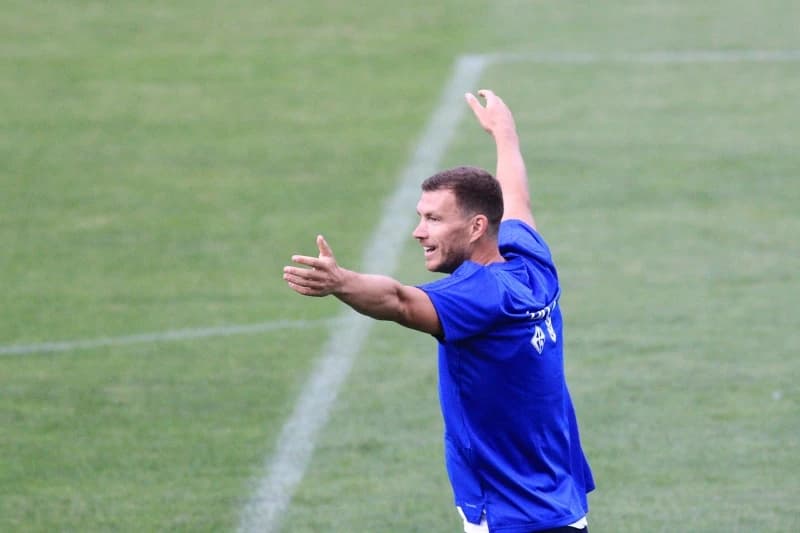 Milik šalje Džeku u Juve: Pirlo i Ronaldo dočekuju Dijamanta raširenih ruku