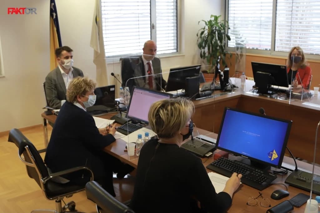 Tegeltija je u VSTV-u "gotov čovjek", prijedlog da razmotri ostavku je "džentlmenska ponuda"