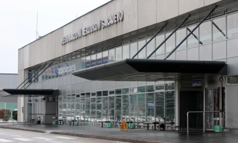 Bajić: Uposlenicima Aerodroma Sarajevo smanjene plaće za 35 posto