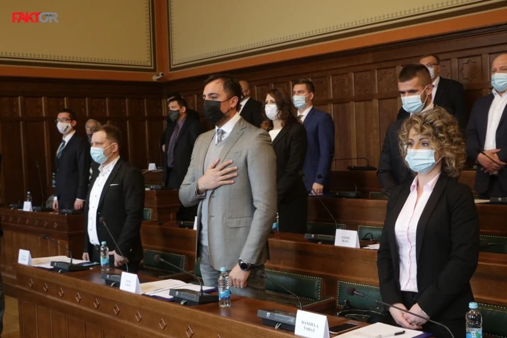 Klub SDA u Gradskom vijeću Sarajeva: "Četvorka" nema ni blizu najavljene komotne većine