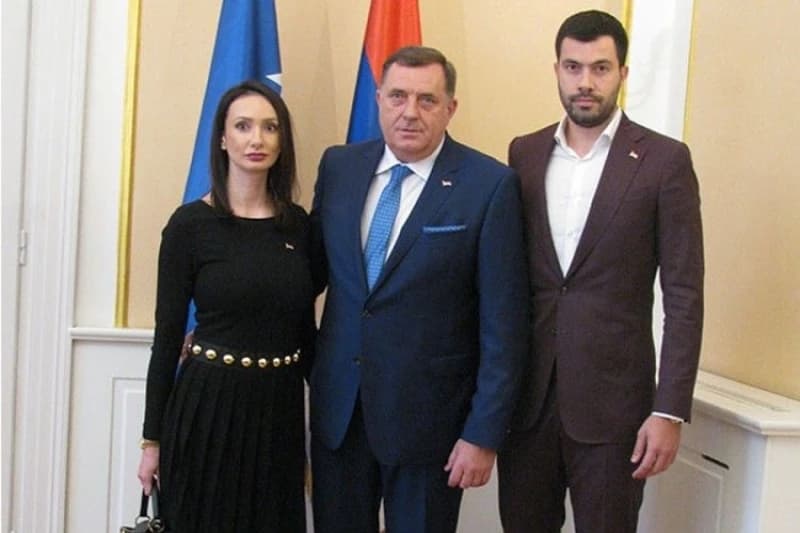 Firma "nezaposlenog sina" Milorada Dodika zaradila pola miliona KM