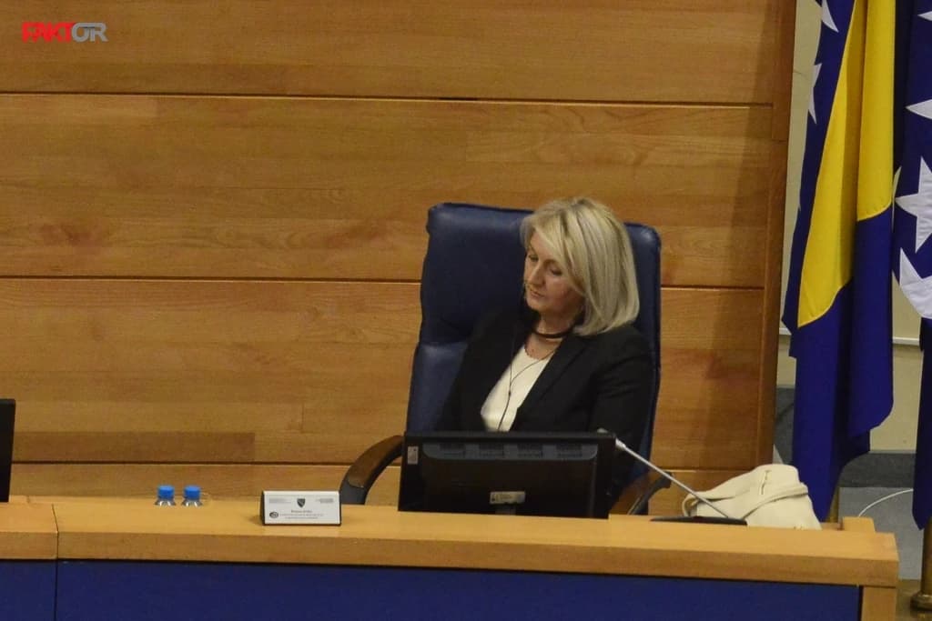 Borjani Krišto utvrđeno pravo na nagradu od oko 1.000 KM za deset godina u Parlamentu BiH