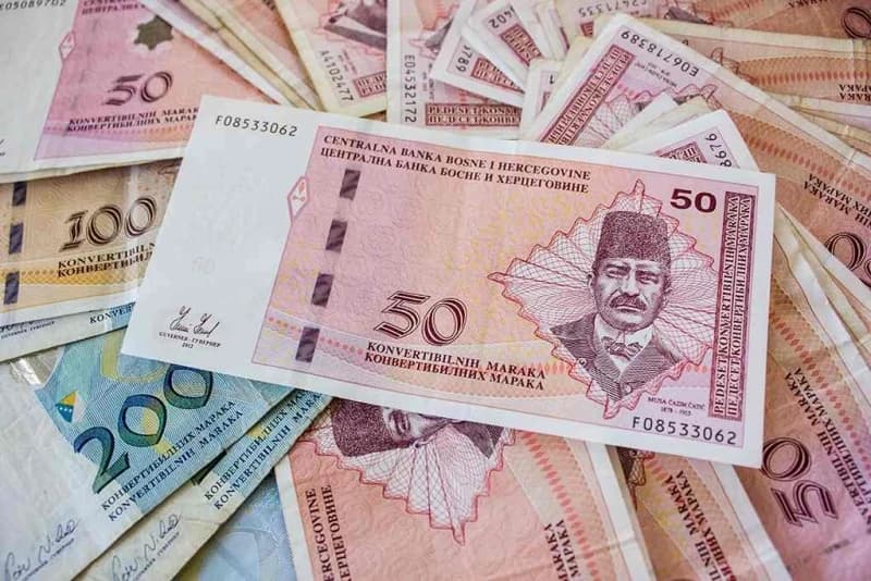 Šta se očekuje od Vlade FBiH u vezi sa zakonima o minimalnoj plaći od 1.000 KM, porezima i doprinosima?