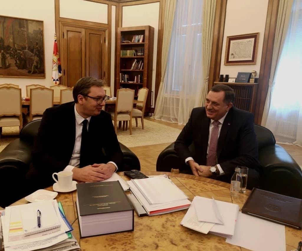 Dodik se pravda, ali mu Vučić otežava: BiH je uvela sankcije Rusiji, samo mi iz Srbije nismo