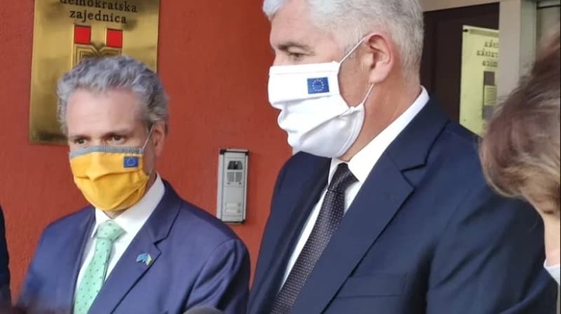 SAD i Britanija osuđuju HDZ i Čovića, Sattler štiti svog "šampiona EU integracija"