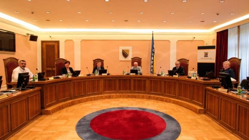 Ustavni sud BiH odlučio po Džaferovićevoj apelaciji: Dva zakona RS-a privremeno van snage, hoće li Schmidt reagirati