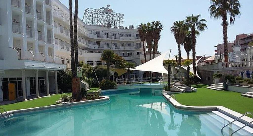 Hotel u Lloret de Maru
