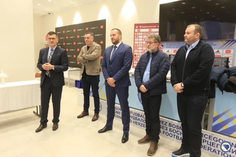 "Majstori" fudbala: Zmajevi osvojili Ligu nacija, Izvršnom odboru FSBiH isplaćene visoke premije