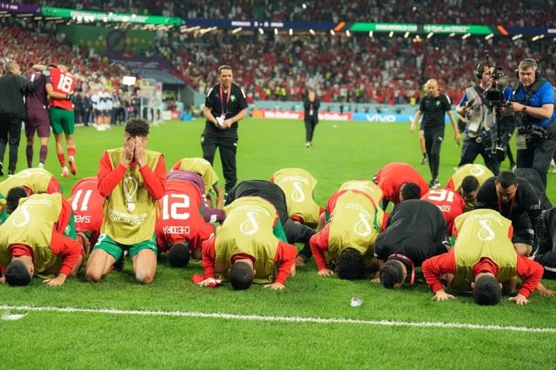 Mundo Deportivo: Marokanci u slobodno vrijeme idu u džamiju, treninzi prilagođeni molitvama