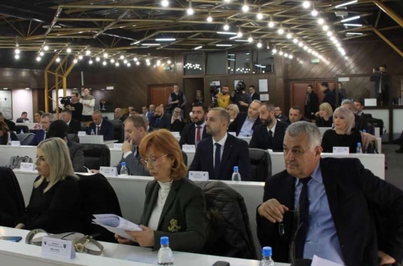 Višak Hrvata, manjak Bošnjaka: Vinko Marić traži ukidanje nacionalnog omjera u Vladi ZDK; Galijašević: To je neustavno