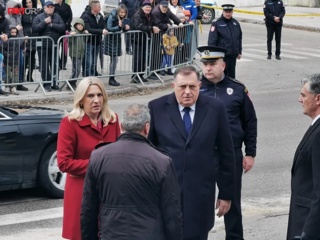 Dodik u svom stilu: Govorio o lažnom Schmidtu, kriminalcima iz međunarodne zajednice, kralju Tvrtku Srbinu...