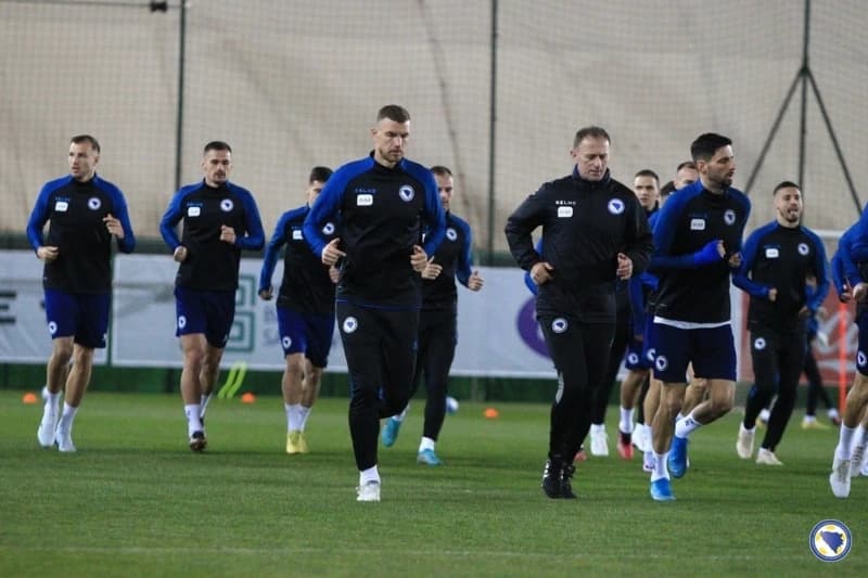 Evo koja dvojica Zmajeva ne konkurišu za Island: UEFA napravila veliki gaf