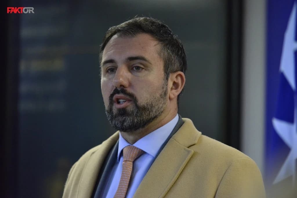 Stojanović pisao Nikšiću, Čoviću i Ogreševiću: Provjerite sporne kadrove koje ste predložili