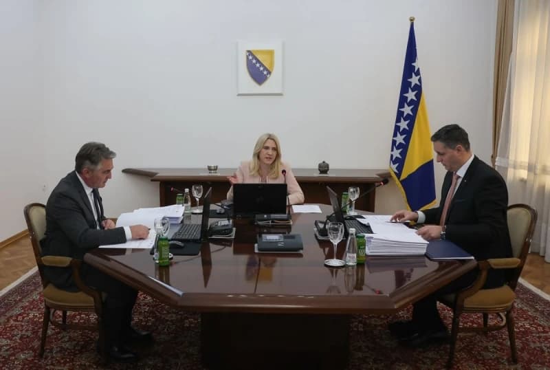 Predsjedništvo zadužilo Vijeće ministara da odluči hoće li 25 maj biti Dan žalosti