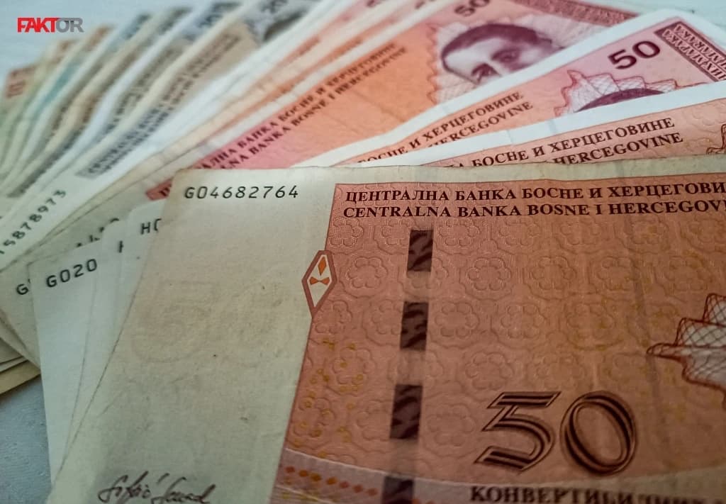 Šta su to jubilarne nagrade, koliko iznose, ima li ih i u privatnom sektoru?