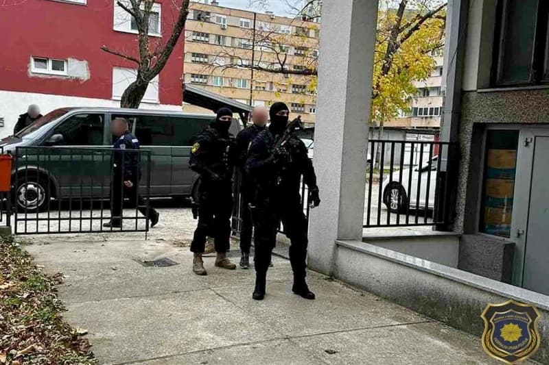 Konjičaninu određen pritvor: Sa saučesnicima reketirao Mostarca, nanijeli mu teže povrede i na kuću bacili bombu