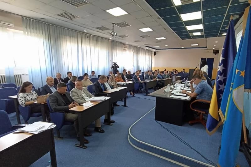 TK dobio odluku o privremenom finasiranju: SDA i DF razmatrali mjere, saznajemo zašto je budžet na čekanju