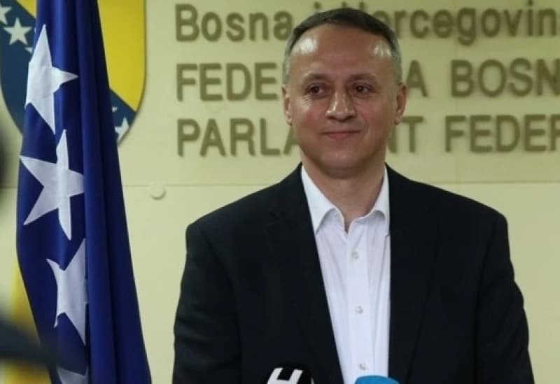 Aliefendić: Imamo informacije da je vlast u kadrovskom deficitu, da direktor Elektroprivrede podnosi ostavku