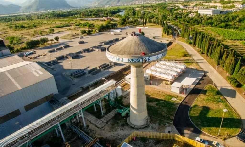 Da bi se bilo šta promijenilo u Aluminiju, on mora prestati biti HDZ-ova firma i stranački bankomat