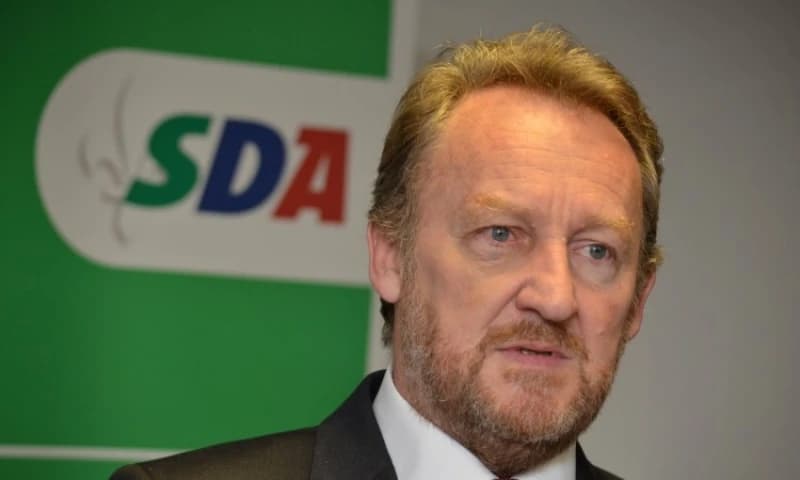 Bakir Izetbegović: HDZ-ove opstrukcije mogu samo prisiliti Bošnjake da traže drugačiji odgovor