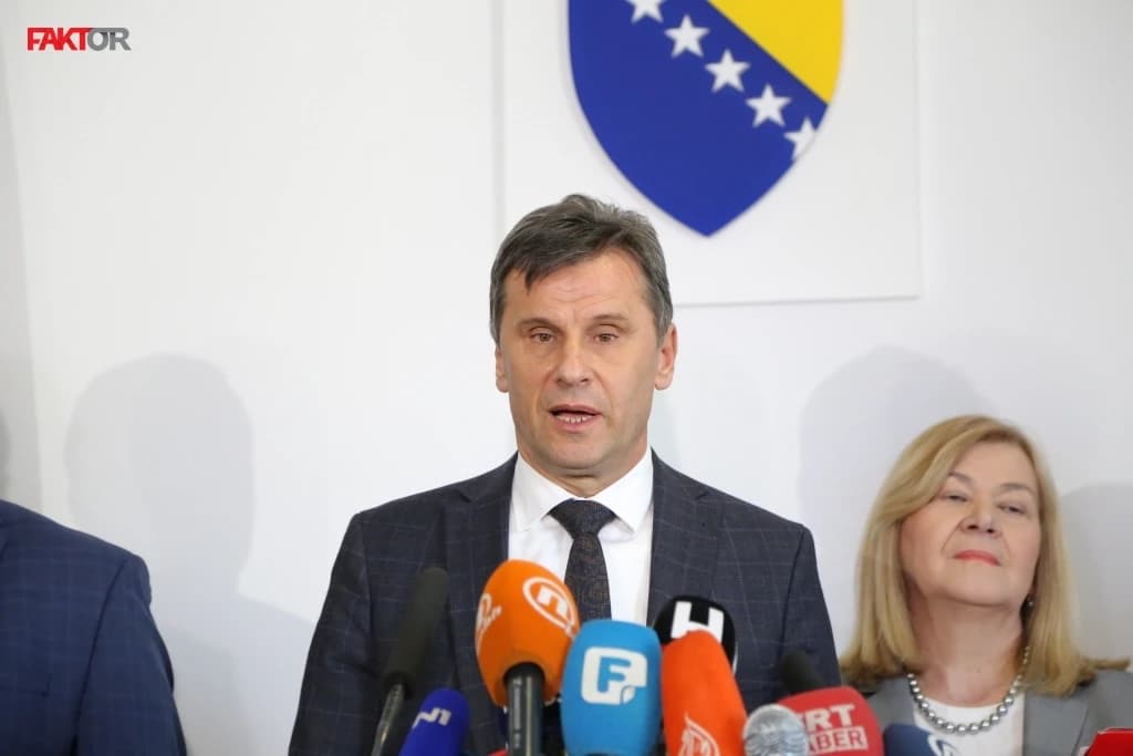 Novalić u sudnici poručio Tužilaštvu: Ne može se dokazati nešto što se nije desilo, ja ću iz ovoga izaći čist