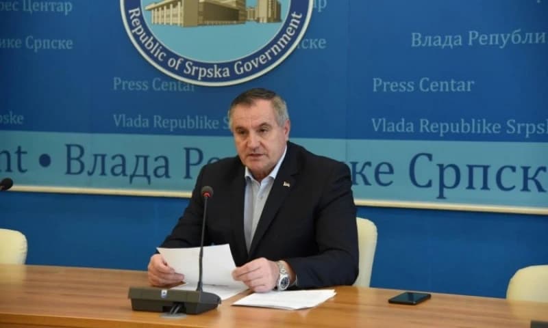 Sumnja u "prljave ruke" premijera nije prioritet: Višković jedan od 4.100 ili kako se Tužilaštvo smije u lice žrtvama