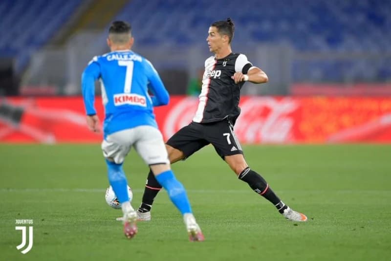 Napoliju zabranjeno da putuje u Torino, hoće li biti prekršen protokol?