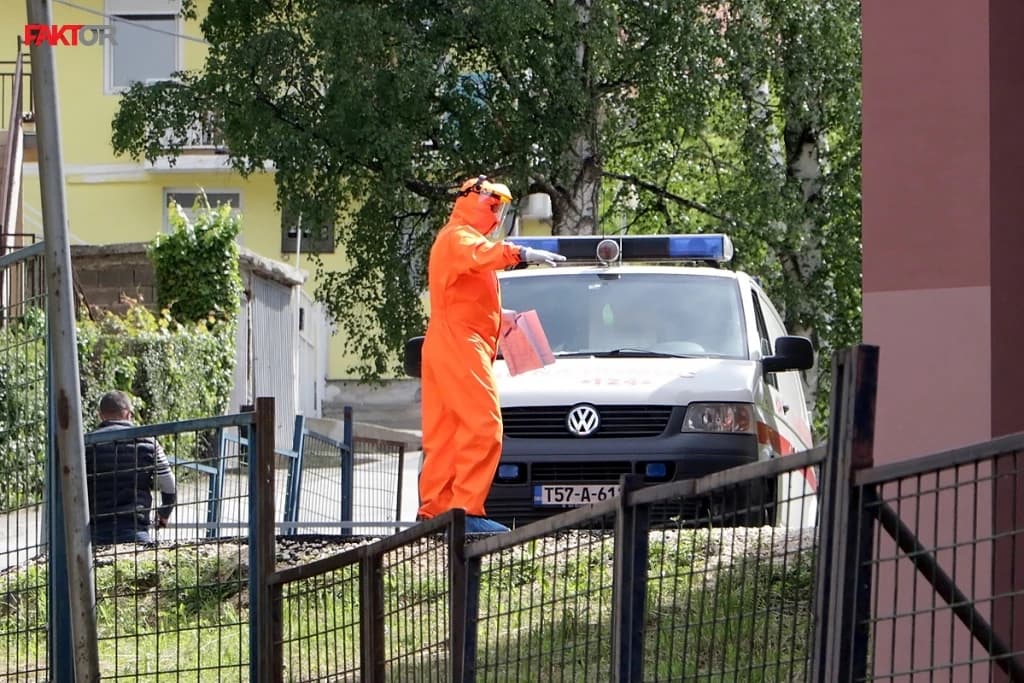 U Kantonu Sarajevo 30 novozaraženih, na Podhrastovima 36 bolesnika