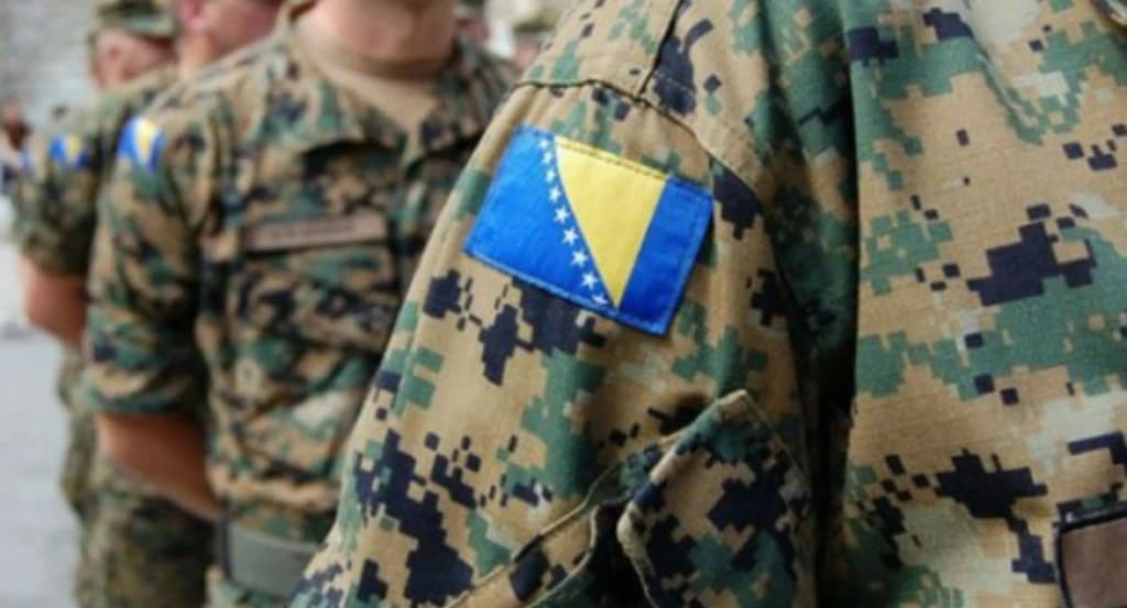 U uniformama OSBiH pjevali "Ne volim te, Alija": Dvojica vojnika počinila krivično djelo, istragu preuzima Tužilaštvo BiH