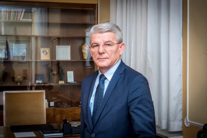 Džaferović: Milanovićeve izjave zaudaraju na šovinizam i ksenofobiju, a tu ni sapun ni parfem ne pomažu