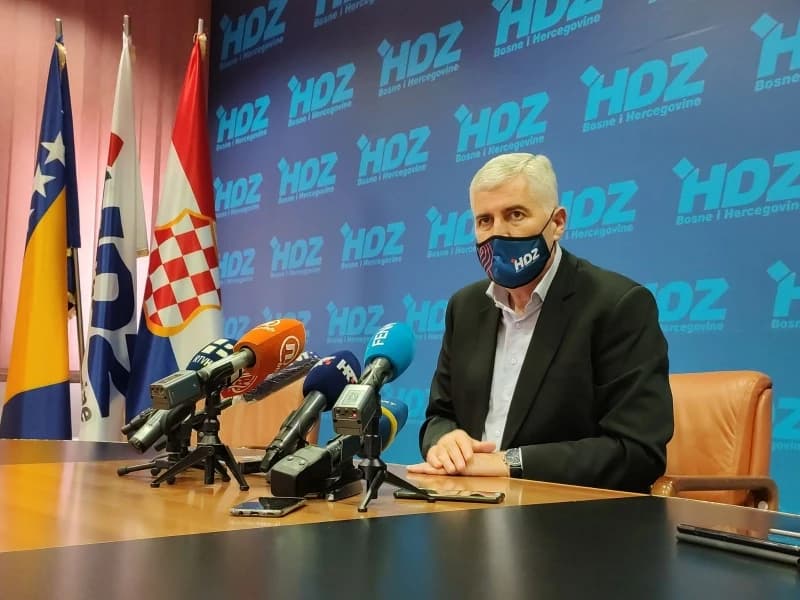 Čović zvao Sattlera i Nelsona, tvrdi da "bošnjačke stranke" spremaju izborne prevare