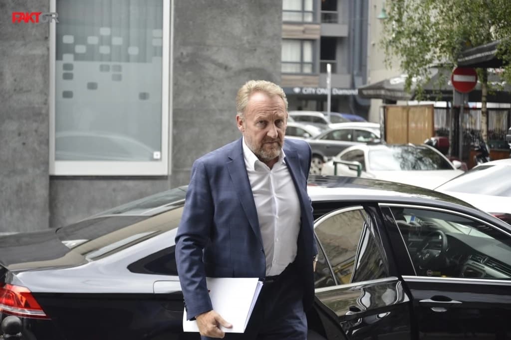 Izetbegović: SDA brani građanski princip, a građanske stranke napadaju SDA i nude ruku HDZ-u