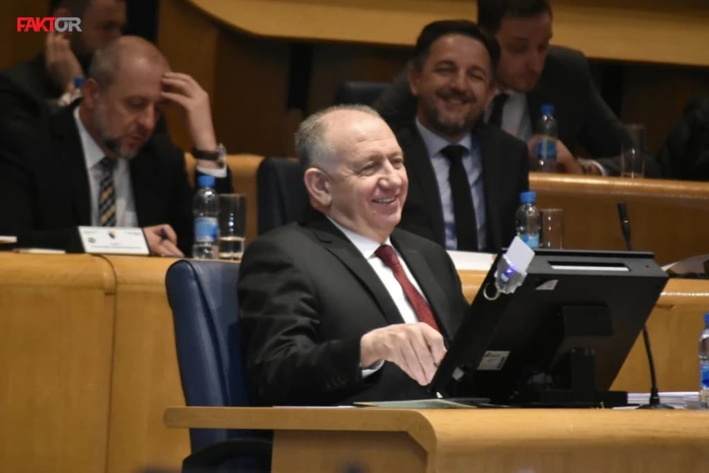 Čolak postao profesionalni delegat u Parlamentu BiH, prethodno dobio otpremninu za penziju