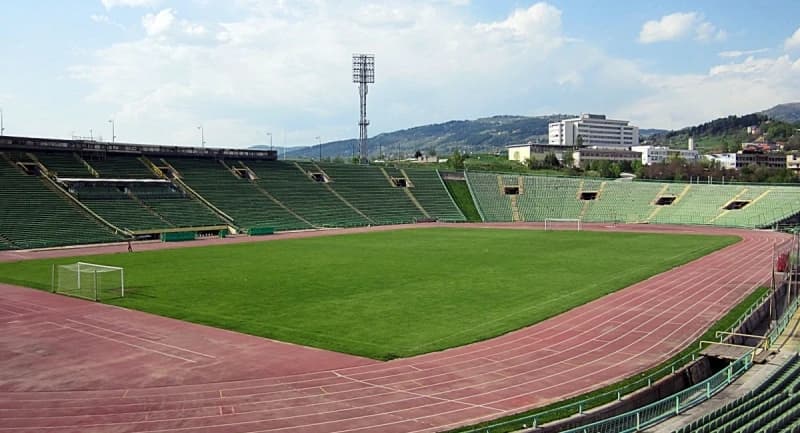 Hoće li biti rekonstrukcije, Mirvić poručio: Neću investirati u prazan stadion