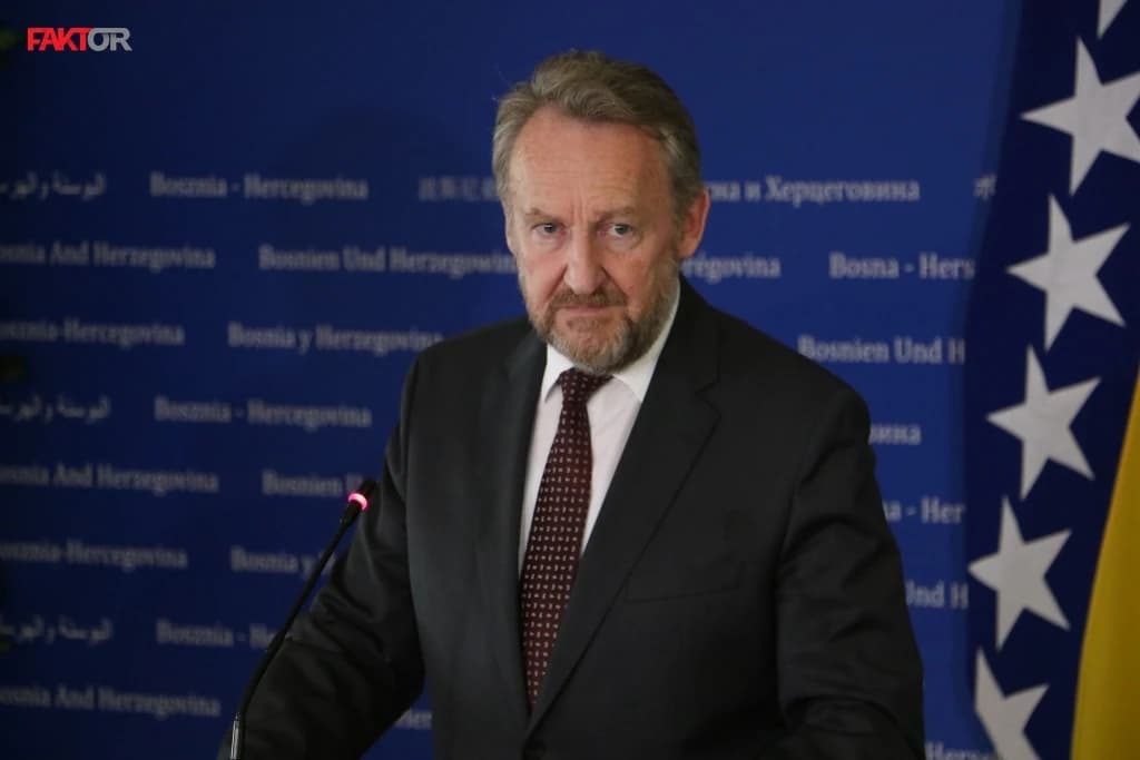 Izetbegović: SDA nije kandidovala Komšića, to je problem između HDZ-a, DF-a i SDP-a, ali je on za nas legitiman