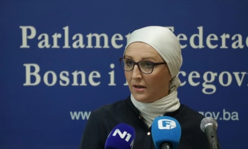 Zuko: Melank je svojim stavovima o ezanu prekršila etički kodeks i mora biti smijenjena