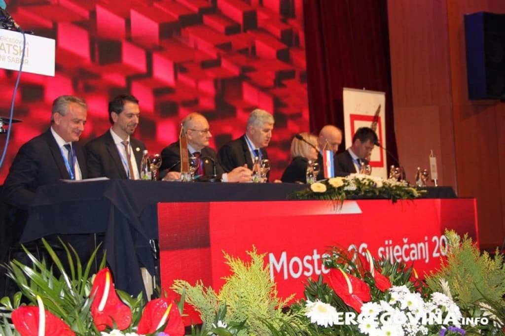Čović i sateliti pisali međunarodnoj zajednici: Brinu zbog "militantnog nacionalizma i govora mržnje bošnjačkih političara"